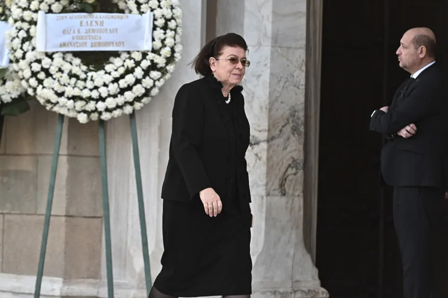 Το τελευταίο «αντίο» στην Ελένη Γλύκατζη-Αρβελέρ – Σε λαϊκό προσκύνημα η σορός της στη Μητρόπολη Αθηνών Το τελευταίο «αντίο» στην Ελένη Γλύκατζη-Αρβελέρ – Σε λαϊκό προσκύνημα η σορός της στη Μητρόπολη Αθηνών