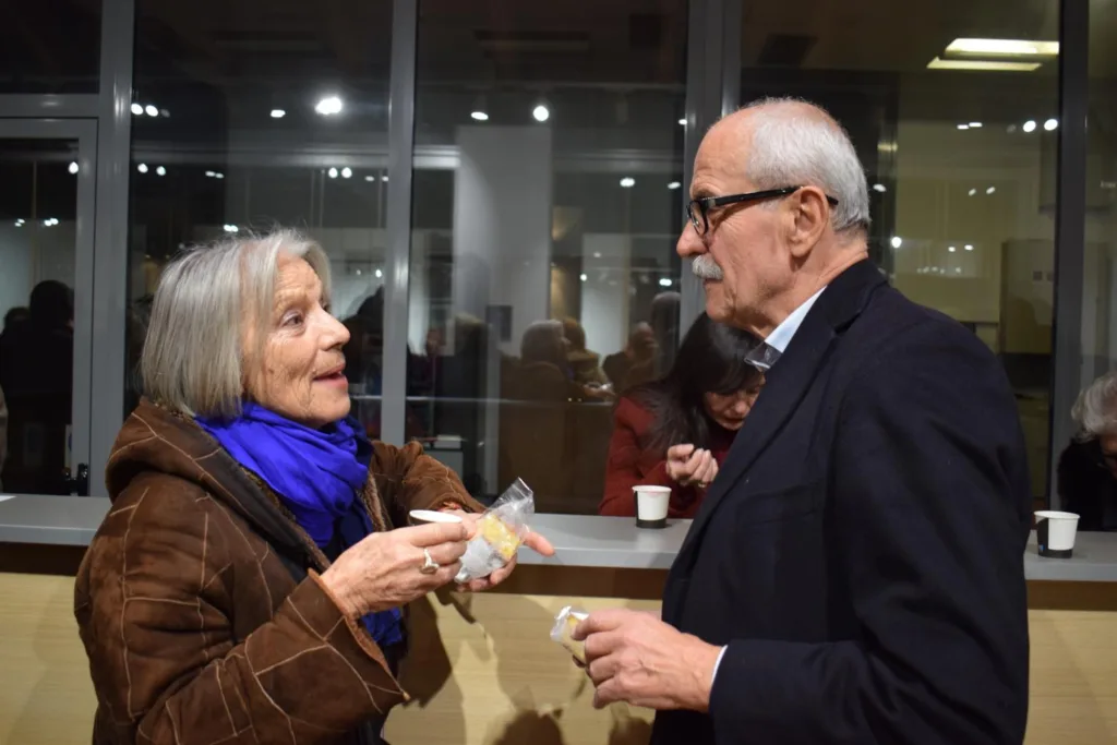 Παρουσία πλήθους φίλων η Κοινο_Τοπία έκοψε την πίτα της εν μέσω ευχών και ασμάτων της χορωδίας της