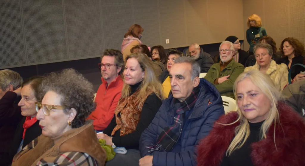 Παρουσία πλήθους φίλων η Κοινο_Τοπία έκοψε την πίτα της εν μέσω ευχών και ασμάτων της χορωδίας της