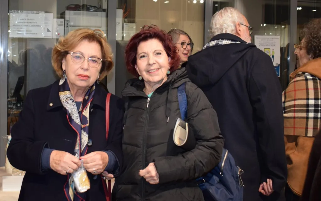 Παρουσία πλήθους φίλων η Κοινο_Τοπία έκοψε την πίτα της εν μέσω ευχών και ασμάτων της χορωδίας της