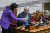 Βουλή: Το λάθος με το κουμπί και η παραδοχή Μπούρα ΒΙΝΤΕΟ