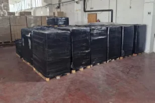 Κύκλωμα λαθραίων τσιγάρων: 25 συλλήψεις, κακουργηματικές διώξεις και βαριές κατηγορίες