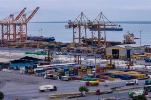 Θεσσαλονίκη: Οβίδα Β’ Παγκοσμίου Πολέμου εντοπίστηκε στον βυθό του λιμανιού