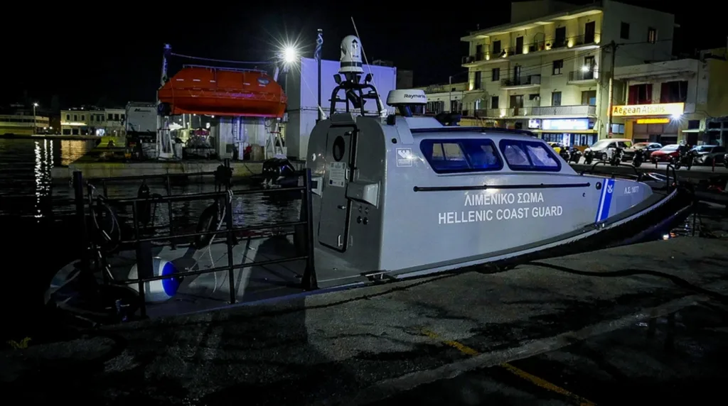 Ναυτική τραγωδία με 15 νεκρούς στη Χίο, σύγκρουση Λιμενικού με σκάφος διακινητών μεταναστών ΦΩΤΟ - ΒΙΝΤΕΟ