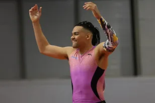 Μανόλο είσαι τρέλα! Τι κάνεις; Ο Καραλής πέταξε στο διάστημα (!), 6.17μ τη 2η κορυφαία επίδοση όλων των εποχών στο επί κοντώ