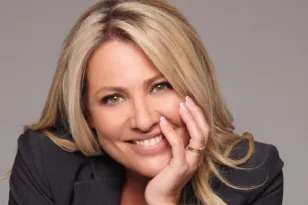 Τουμασάτου για Καρυστιανού: «Τη σέβομαι ως μάνα, αλλά οι πολιτικές της θέσεις είναι πολύ δεξιές για μένα»