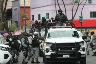 Ανθρωποκυνηγητό στο Μεξικό για 23 δραπέτες από φυλακή μετά τις επιθέσεις του καρτέλ Χαλίσκο