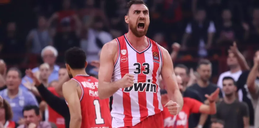 Μεγάλο σοκ στον Ολυμπιακό με τον Μιλουτίνοφ, υπέστη κάταγμα! ΒΙΝΤΕΟ