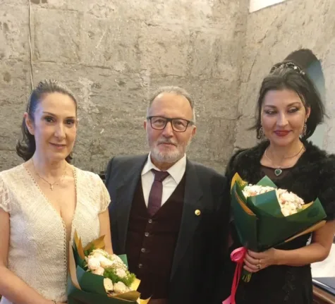 Νάπολη: Δύο Πατρινές για τη γλώσσα - Εκπροσώπησαν την Ελλάδα στον παγκόσμιο εορτασμό