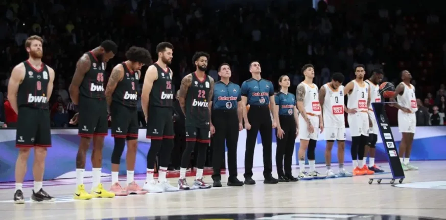 Ο Προμηθέας των πολλών απουσιών, υποκλίθηκε στον Ολυμπιακό και «βλέπει» Περιστέρι