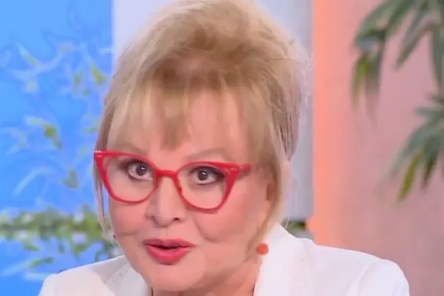 «Ήθελα να φάω ταραμοσαλάτα μετά από χρόνια, αλλά κατέληξα στο νοσοκομείο» η Βίκυ Παγιατάκη για την περιπέτειά της