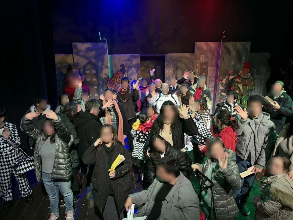 Το Καρναβαλικό Κομιτάτο Πάτρας κράτησε και φέτος ζωντανή τη θεατρική πλευρά του Καρναβαλιού