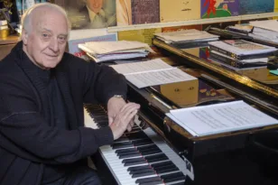 Ο Γιώργος Χατζηνάσιος σε μια εξομολόγηση ψυχής στην «Π»: «Ήμουν σαν μοναχός σε μοναστήρι»