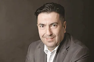 Το μέλος της ΚΠΕ του ΠΑΣΟΚ Μιχάλης Πάππου στην «Π»: «Μην αναλωνόμαστε σε αντιπαραθέσεις…»