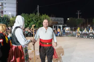 Το Πατρινό Καρναβάλι 2026 στις συνοικίες: Μεγάλη επιτυχία της 1ης Αποκριάτικης Γιορτής Παραδοσιακών Δρώμενων ΦΩΤΟ