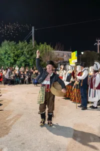 Το Πατρινό Καρναβάλι 2026 στις συνοικίες: Μεγάλη επιτυχία της 1ης Αποκριάτικης Γιορτής Παραδοσιακών Δρώμενων ΦΩΤΟ