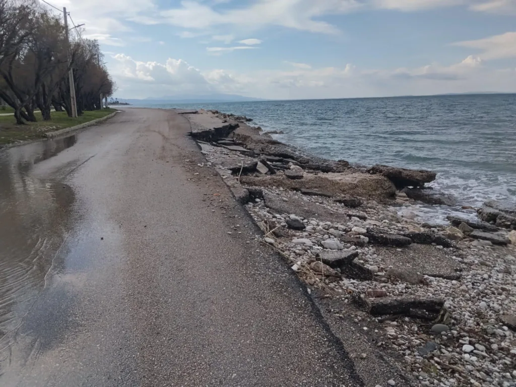 Η κακοκαιρία στην Πάτρα αποκάλυψε μια απροστάτευτη πόλη: Μόνιμα προβλήματα χωρίς λύσεις