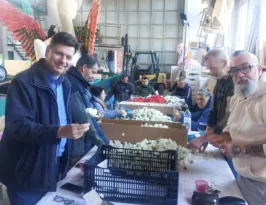 Πάτρα: Ο Πέτρος Ψωμάς στο Καρναβαλικό Συνεργείο