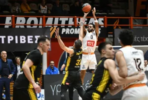 Λαβωμένος ο Προμηθέας ηττήθηκε από το Μαρούσι και αποκλείστηκε από το Κύπελλο, ΦΩΤΟ