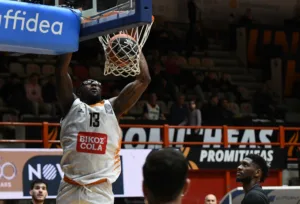 Λαβωμένος ο Προμηθέας ηττήθηκε από το Μαρούσι και αποκλείστηκε από το Κύπελλο, ΦΩΤΟ