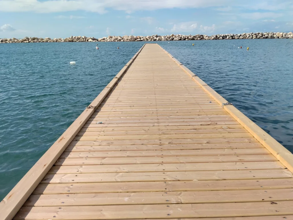 Μαρίνα Πάτρας: Τι συμβαίνει με τις νέες προβλήτες; Έγιναν … υποβρύχιες» στην πρόσφατη κακοκαιρία