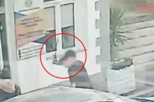 «Πίσω στο κεφάλι, είχε κάνει ότι να ‘ναι. Τον χτύπησα, το παραδέχομαι, δεν είναι λύση το ξέρω», τι υποστηρίζει ο νεαρός που χτύπησε με γκλοπ τον κουρέα