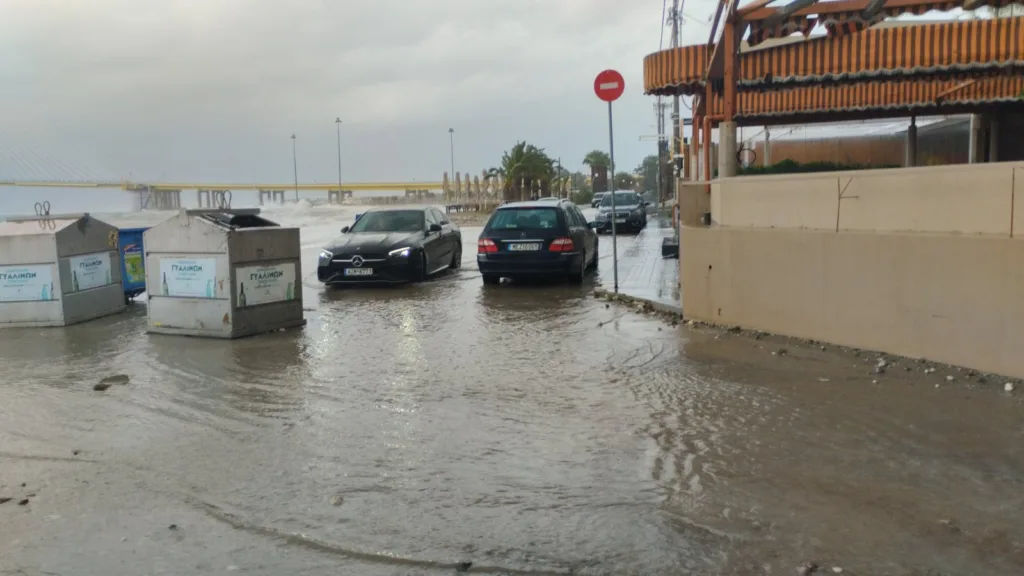 Η κακοκαιρία στην Πάτρα αποκάλυψε μια απροστάτευτη πόλη: Μόνιμα προβλήματα χωρίς λύσεις