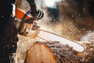 Ληστής δεν άφησε τίποτα όρθιο, βούτηξε μέχρι και αλυσοπρίονο! Κλοπές σε 5 σπίτια με λεία 5.000 ευρώ, τάμπλετ, ηχοσύστημα