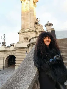 Μαρία Σολωμού: Δημοσίευσε φωτογραφίες από το ταξίδι της στο Παρίσι