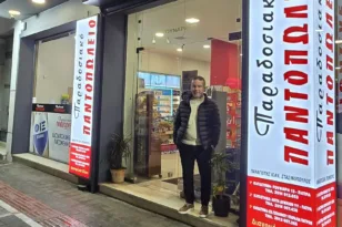 Πάτρα: Το παντοπωλείο της γειτονιάς εξελίχθηκε – Ο Παναγιώτης Στασινόπουλος στην «Π»
