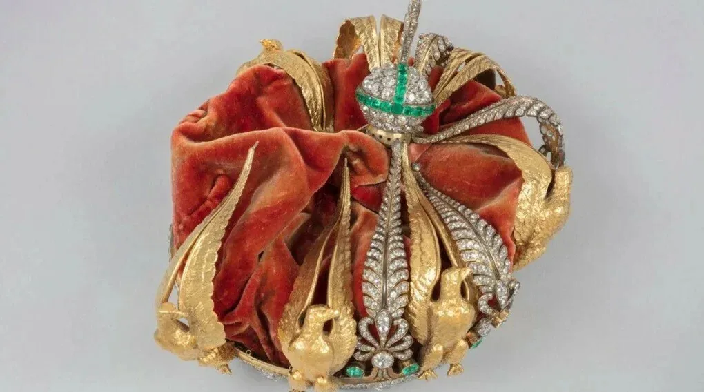 Ληστεία Λούβρο: Δείτε το στέμμα της αυτοκράτειρας Ευγενίας μετά τη κλοπή ΦΩΤΟ