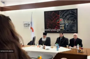 Τέμπη: Οργή συγγενών θυμάτων για την παρουσία Κυρανάκη σε μνημόσυνο ΒΙΝΤΕΟ