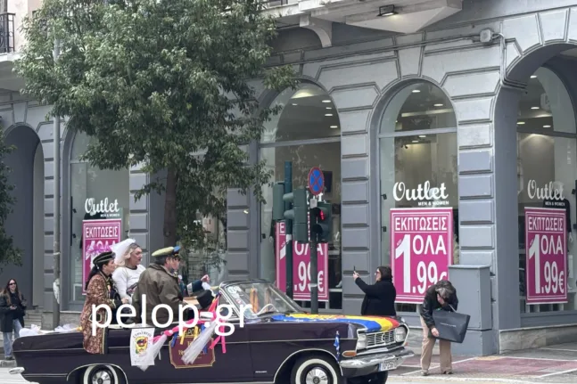 Τσικνοπέμπτη στην Πάτρα: Οι Στρατηγοί άνοιξαν τη γιορτή με το «μπάτσελορ της νύφης» ΦΩΤΟ