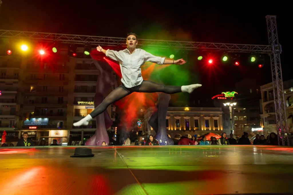 Πατρινό Καρναβάλι 2026: Υπερθέαμα από τις Σχολές χορού ΦΩΤΟ