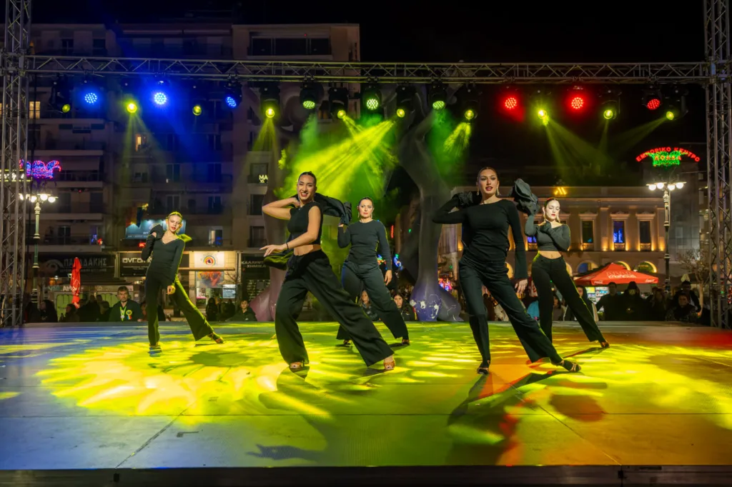 Πατρινό Καρναβάλι 2026: Υπερθέαμα από τις Σχολές χορού ΦΩΤΟ