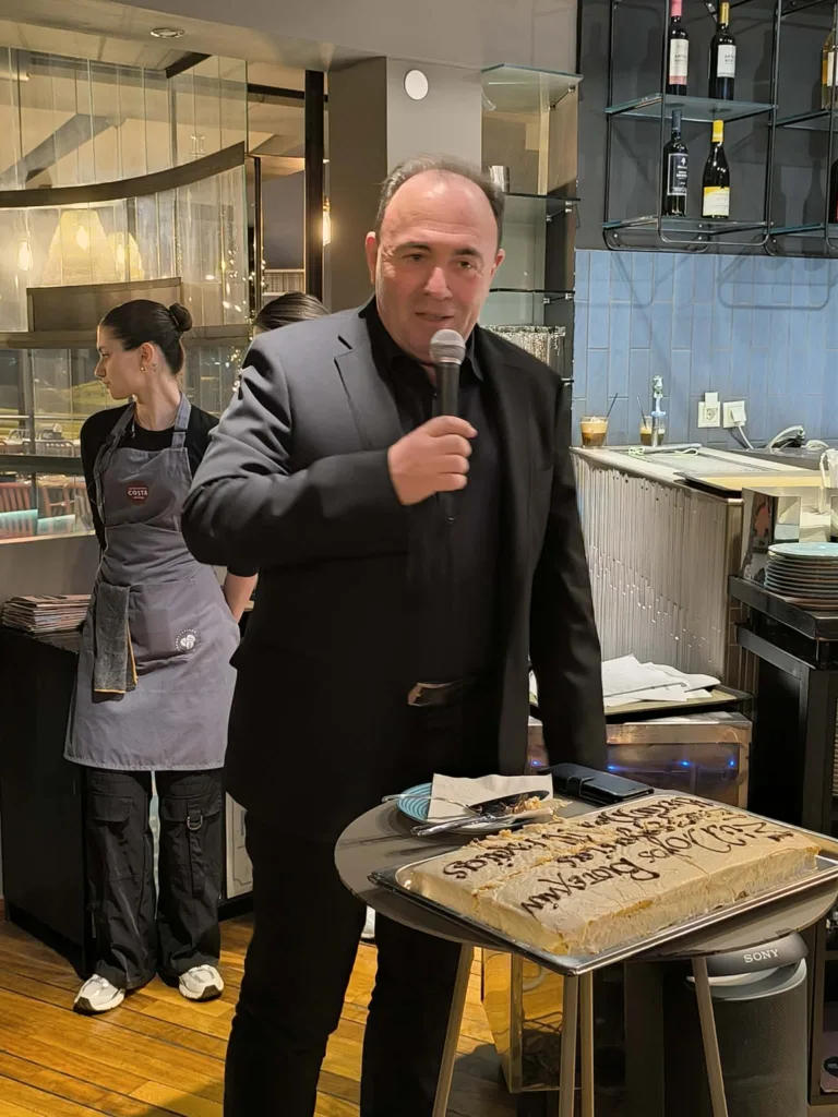 Συγκέντρωση με μηνύματα για τον κλάδο: Η κοπή πίτας των μεταλλοβιοτεχνών Αχαΐας στην Πάτρα ΦΩΤΟ