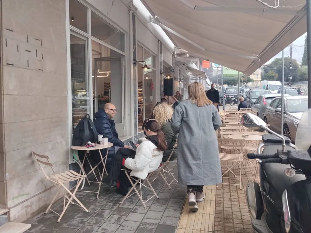 ΚΕΤχ: Οικονομική ανάσα από την έλευση νεοσύλλεκτων - Η γειτονιά των Συνόρων αρχίζει να ξαναζεί