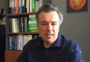 Διεθνής διάκριση για τον Σταύρο Ταραβήρα: Βραβείο καινοτομίας από τον Παγκόσμιο Οργανισμό Υδροκεφαλίας