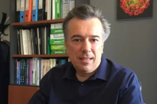 Διεθνής διάκριση για τον Σταύρο Ταραβήρα: Βραβείο καινοτομίας από τον Παγκόσμιο Οργανισμό Υδροκεφαλίας