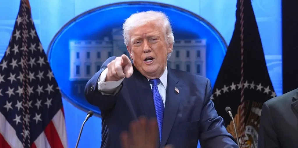 Μέση Ανατολή: Το Ισραήλ βομβάρδισε το υπόγειο καταφύγιο του Αλί Χαμενεΐ - «Η Ρωσία δίνει πληροφορίες στο Ιράν» ΣΥΝΕΧΗΣ ΕΝΗΜΕΡΩΣΗ Μέση Ανατολή: Το Ισραήλ βομβάρδισε το υπόγειο καταφύγιο του Αλί Χαμενεΐ - «Η Ρωσία δίνει πληροφορίες στο Ιράν» ΣΥΝΕΧΗΣ ΕΝΗΜΕΡΩΣΗ