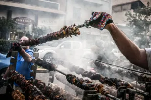 Άστατος ο καιρός όλη την εβδομάδα – Κίνδυνος για το ψήσιμο της Τσικνοπέμπτης - Στο επίκεντρο η Δυτική Ελλάδα