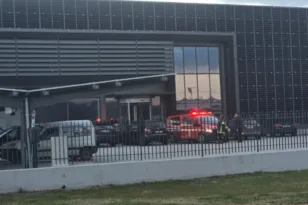 Έκρηξη στο εργοστάσιο της Βιολάντα στα Τρίκαλα: Ολοκληρώθηκε η έρευνα της Πυροσβεστικής – Διάτρηση σε σωλήνες προπανίου