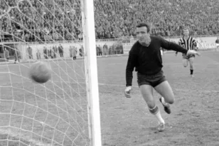 Παναθηναϊκός: «Έφυγε» στα 91 ο Μιχάλης Βουτσαράς – Ο τερματοφύλακας που άνοιξε τον ευρωπαϊκό δρόμο