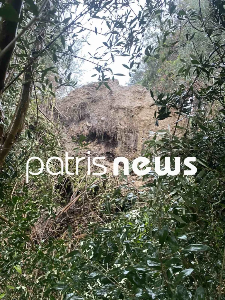 Κατάκολο: Κατολίσθηση με τεράστιο βράχο απειλεί σπίτια – Προληπτική εκκένωση κατοικιών ΦΩΤΟ