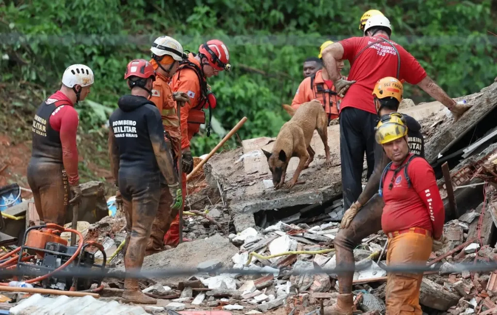 Τουλάχιστον 29 νεκροί από κατολισθήσεις στη Βραζιλία – Δεκάδες αγνοούμενοι, κατάσταση καταστροφής στη Μίνας Ζεράις ΦΩΤΟ-ΒΙΝΤΕΟ Τουλάχιστον 29 νεκροί από κατολισθήσεις στη Βραζιλία – Δεκάδες αγνοούμενοι, κατάσταση καταστροφής στη Μίνας Ζεράις ΦΩΤΟ-ΒΙΝΤΕΟ
