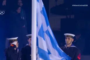 Ο εθνικός ύμνος της Ελλάδας στην τελετή λήξης των Χειμερινών Ολυμπιακών Αγώνων 2026 ΒΙΝΤΕΟ