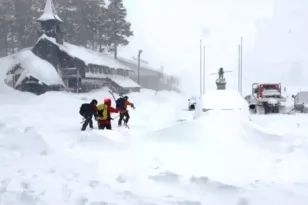 Αγνοούμενοι 10 σκιέρ από χιονοστιβάδα στην Καλιφόρνια