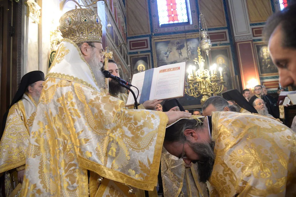 21 χρόνια στον θρόνο της Πάτρας: Επετειακή Θεία Λειτουργία από τον Μητροπολίτη Χρυσόστομο ΦΩΤΟ