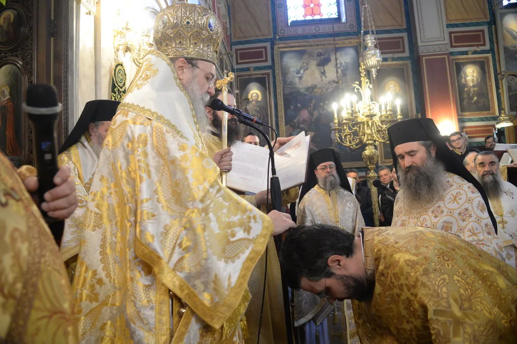 21 χρόνια στον θρόνο της Πάτρας: Επετειακή Θεία Λειτουργία από τον Μητροπολίτη Χρυσόστομο ΦΩΤΟ