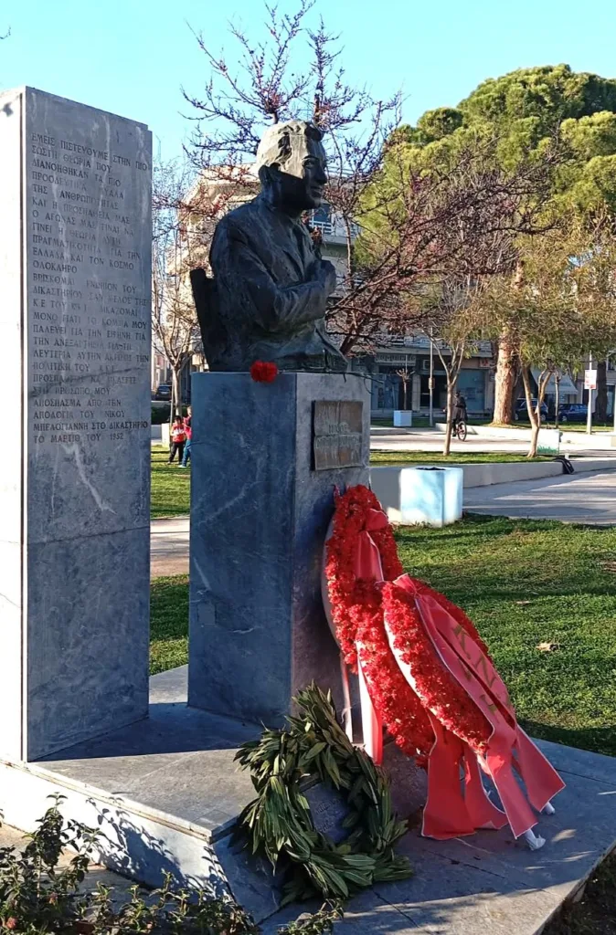 Αμαλιάδα: Με γαρύφαλλα, βιβλίο και φωταγώγηση του σπιτιού του ολοκληρώθηκαν οι εκδηλώσεις για τον Νίκο Μπελογιάννη ΦΩΤΟ